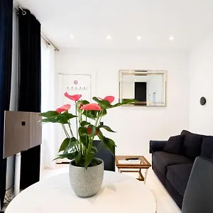  Appartamento Champs-Elysees Executive Apartment
